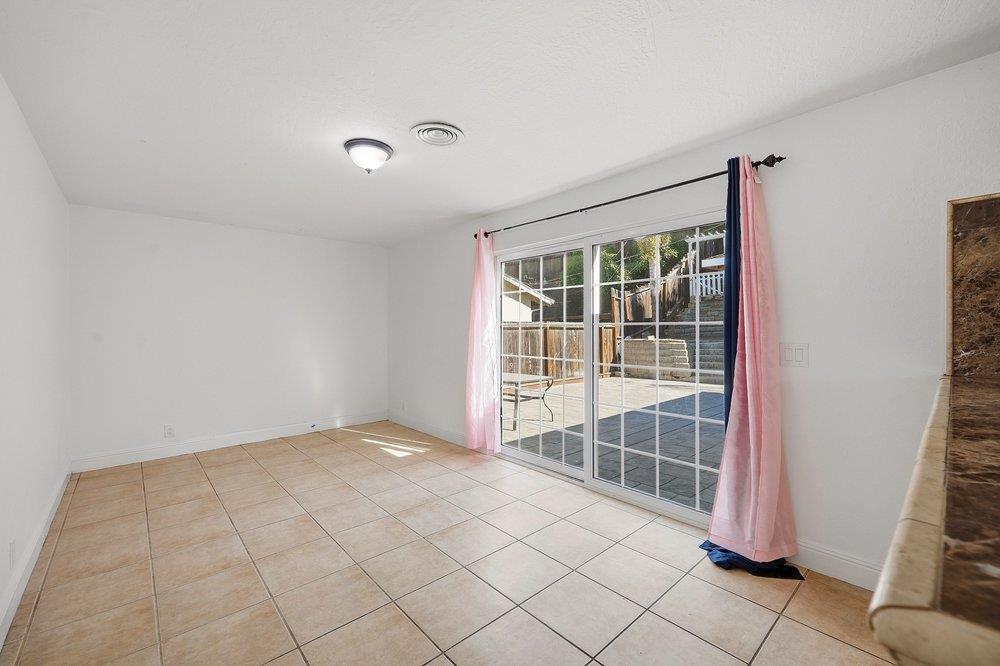758 Candlestick WAY