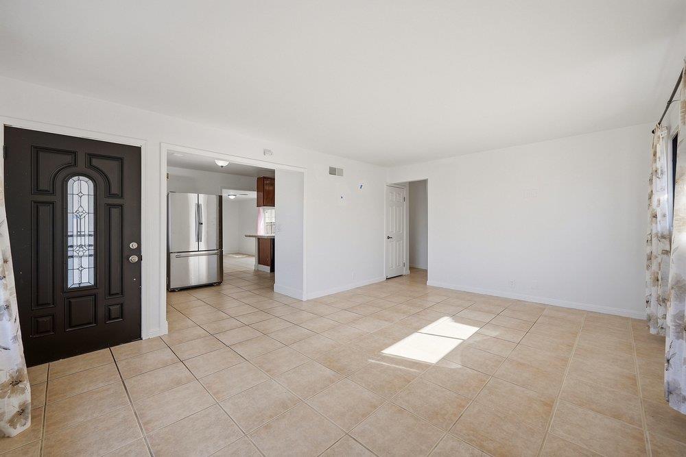 758 Candlestick WAY