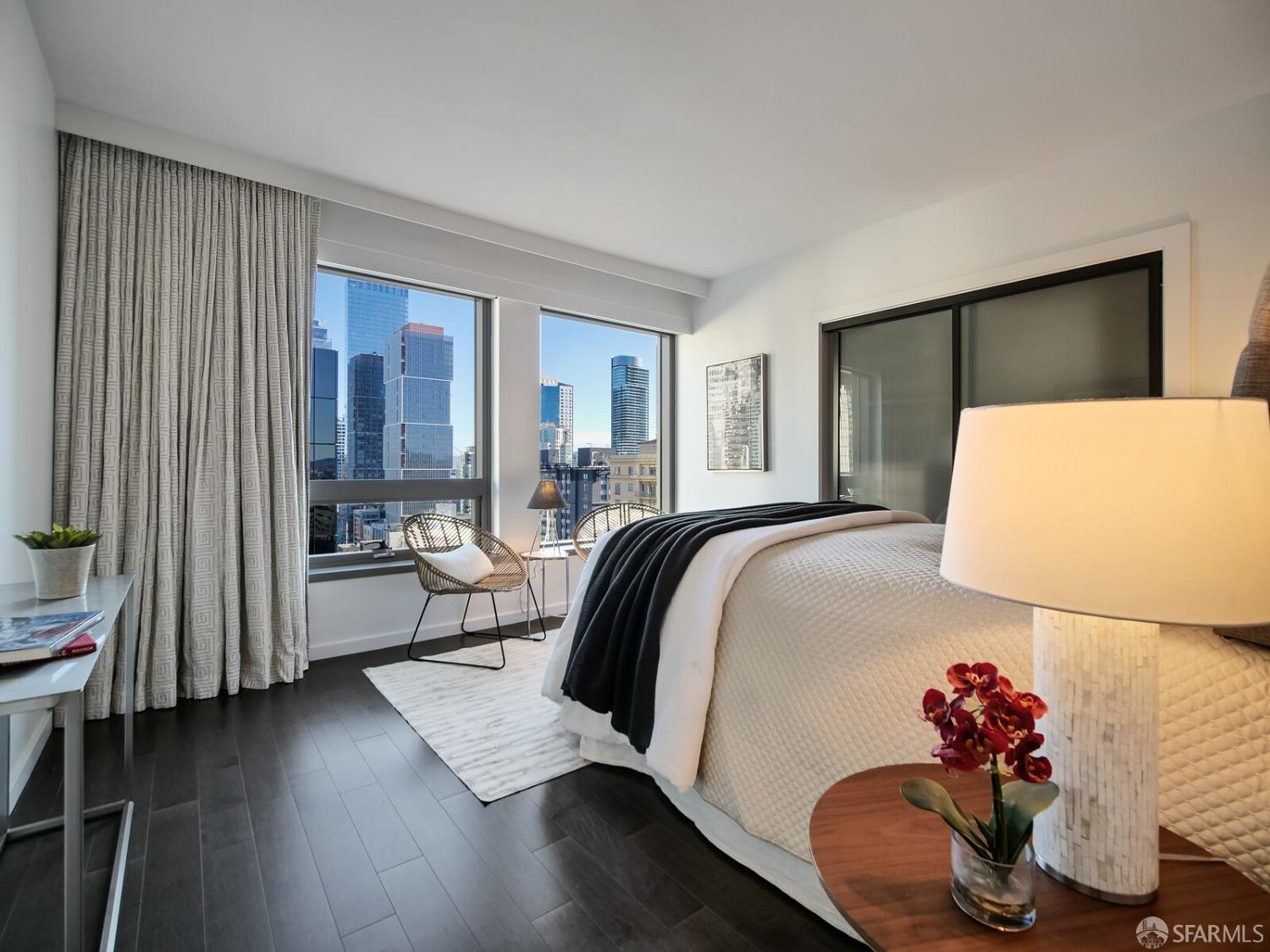 1 Hawthorne Street # 20A