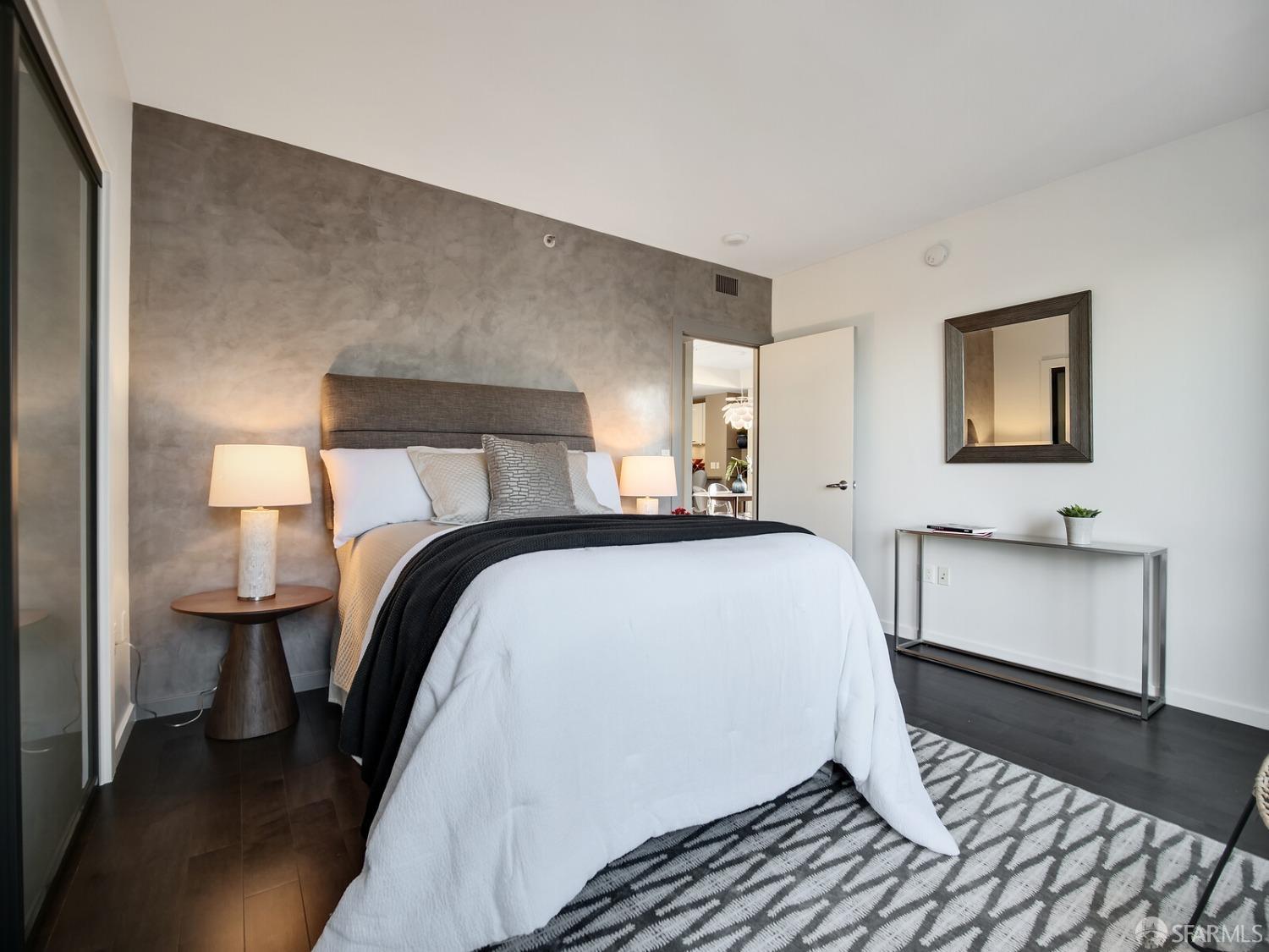 1 Hawthorne Street # 20A
