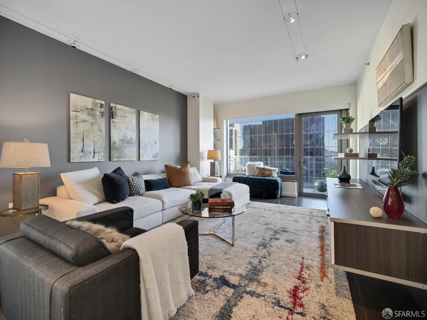 1 Hawthorne Street # 20A