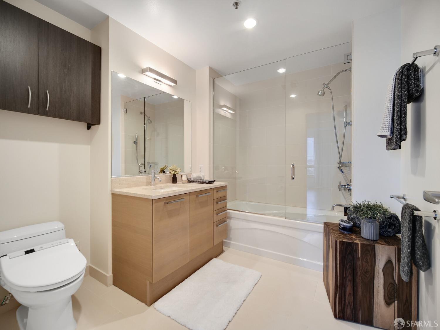 1 Hawthorne Street # 20A