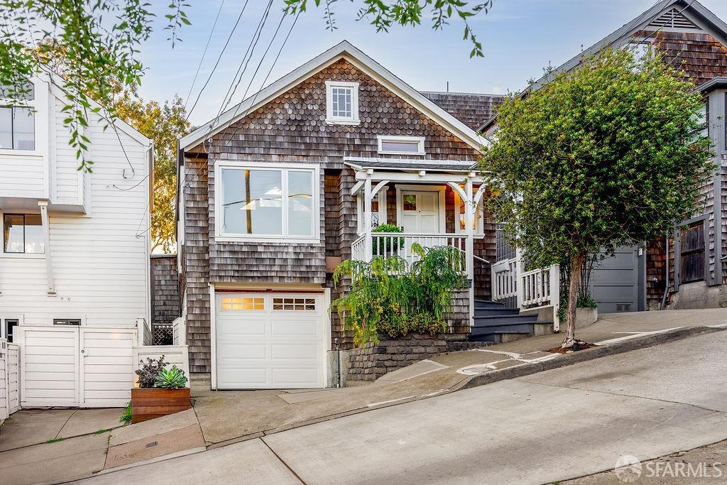 84 Anderson Street