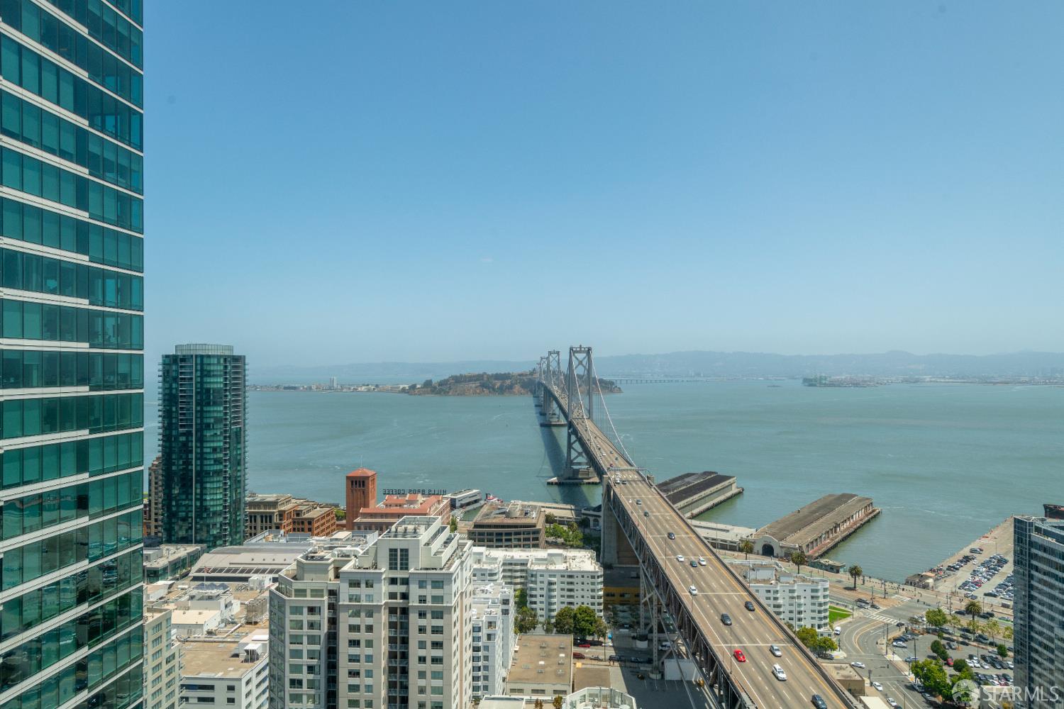 425 1st Street # 3301