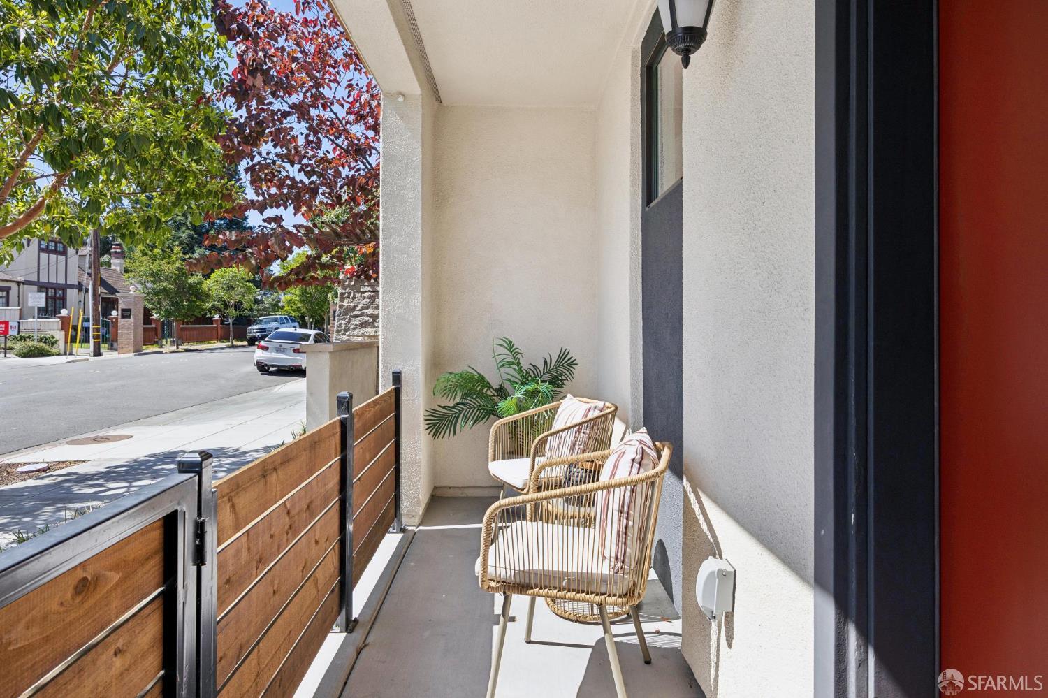 2 Avondale Avenue