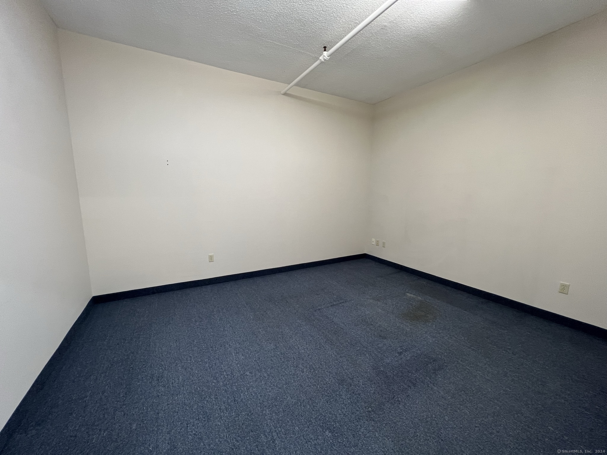 160 Oak Street 404