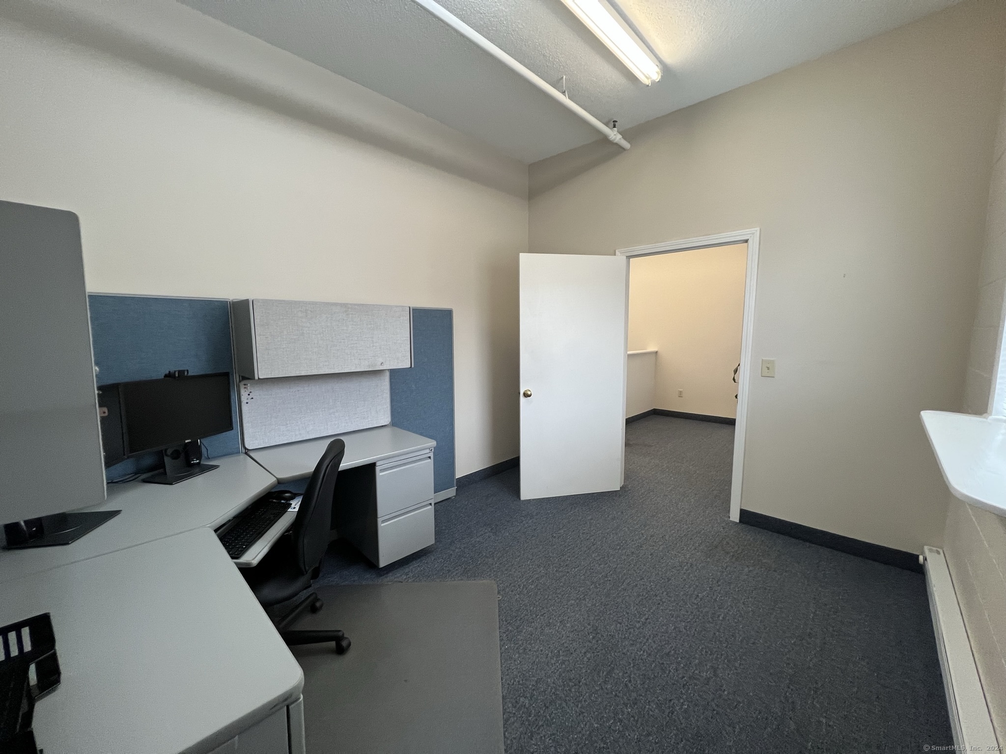 160 Oak Street 404