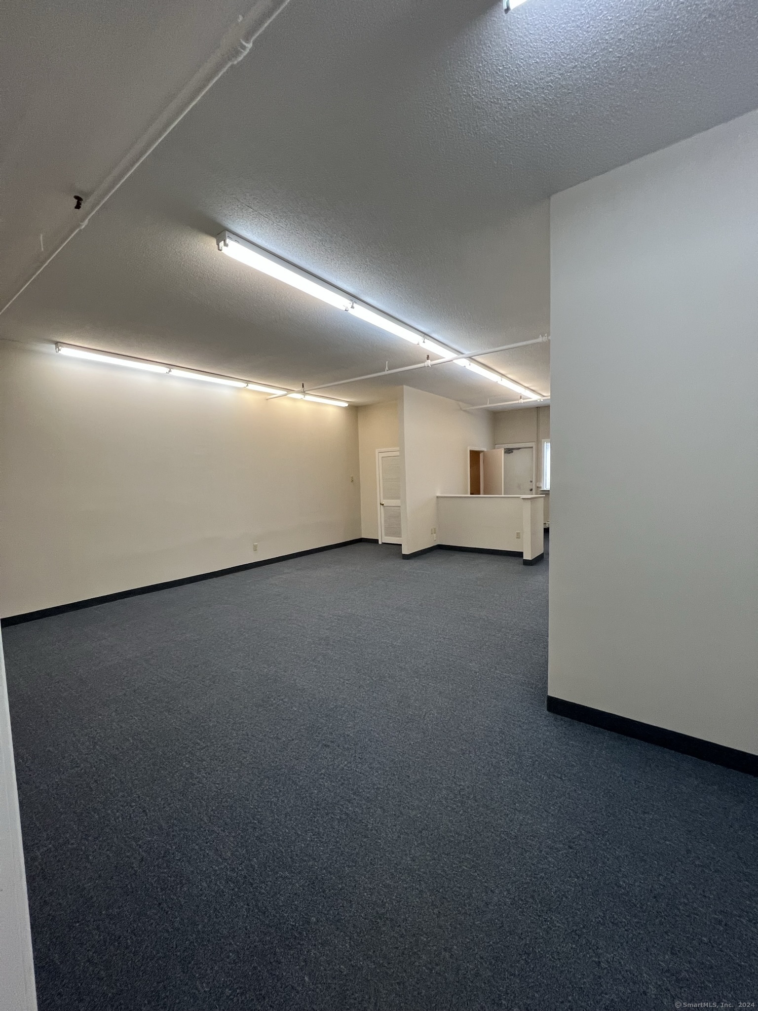 160 Oak Street 404