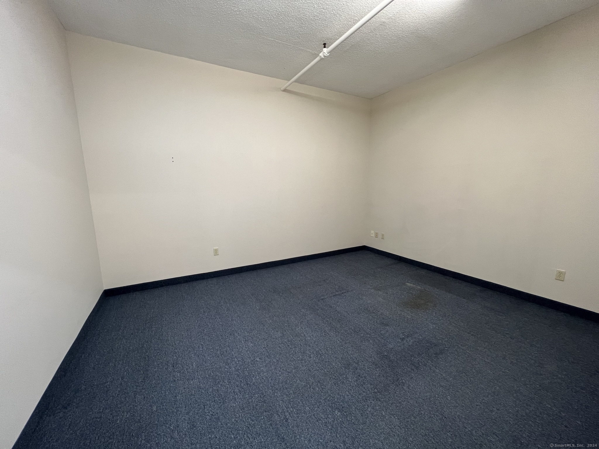 160 Oak Street 404