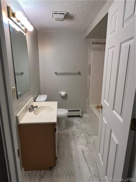 62 Whiton Street 2nd Floor