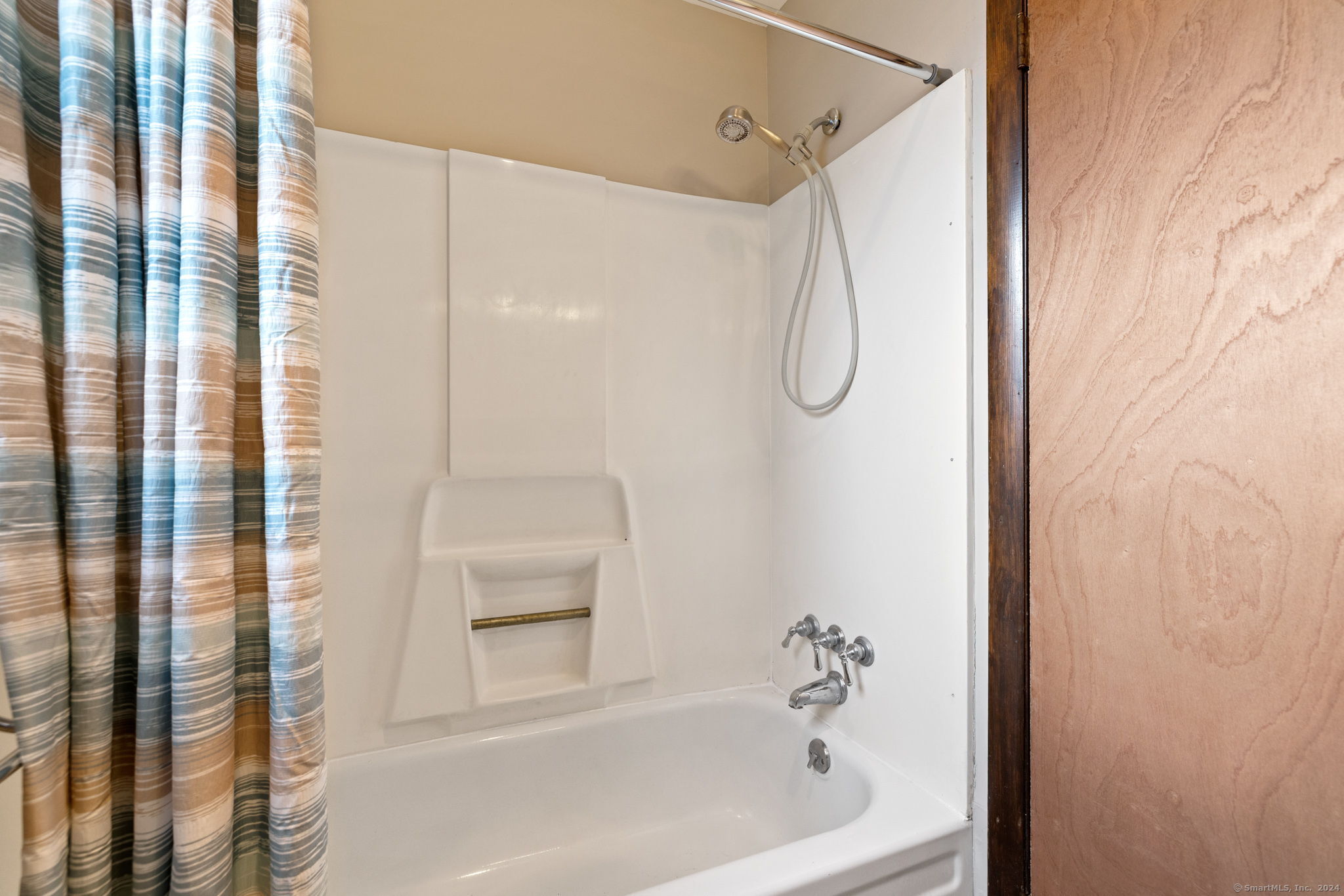 56 Elm Street APT 47