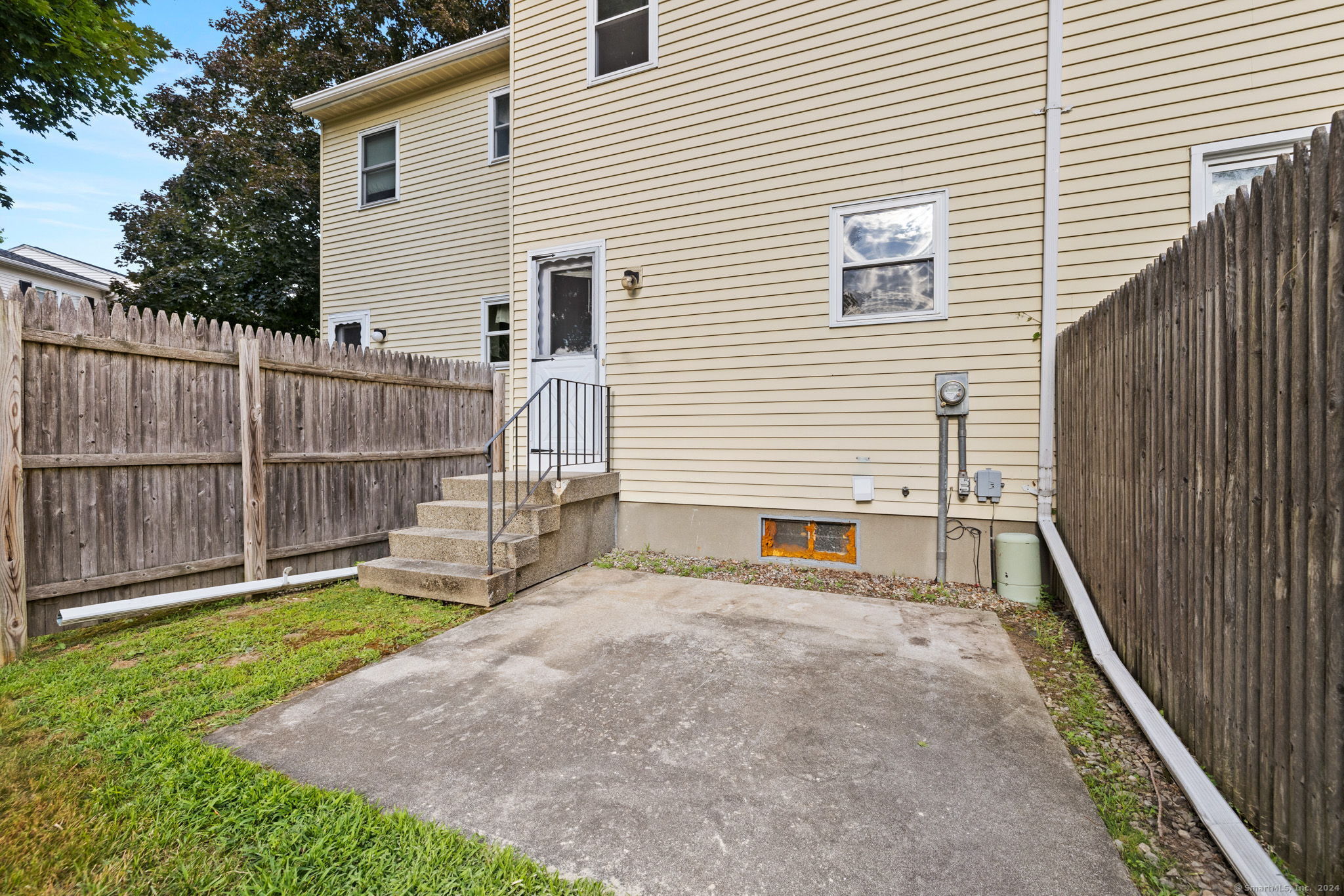 56 Elm Street APT 47