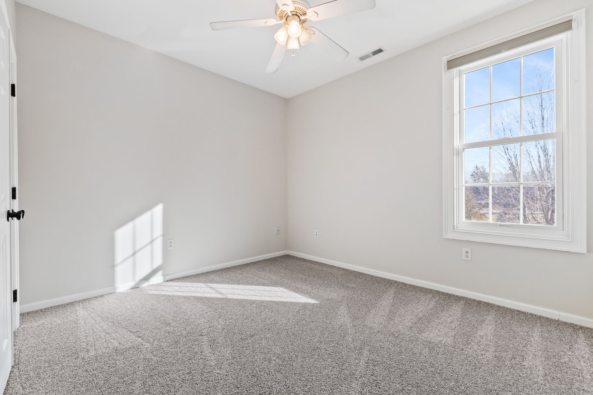 31 Meadow Brook Drive