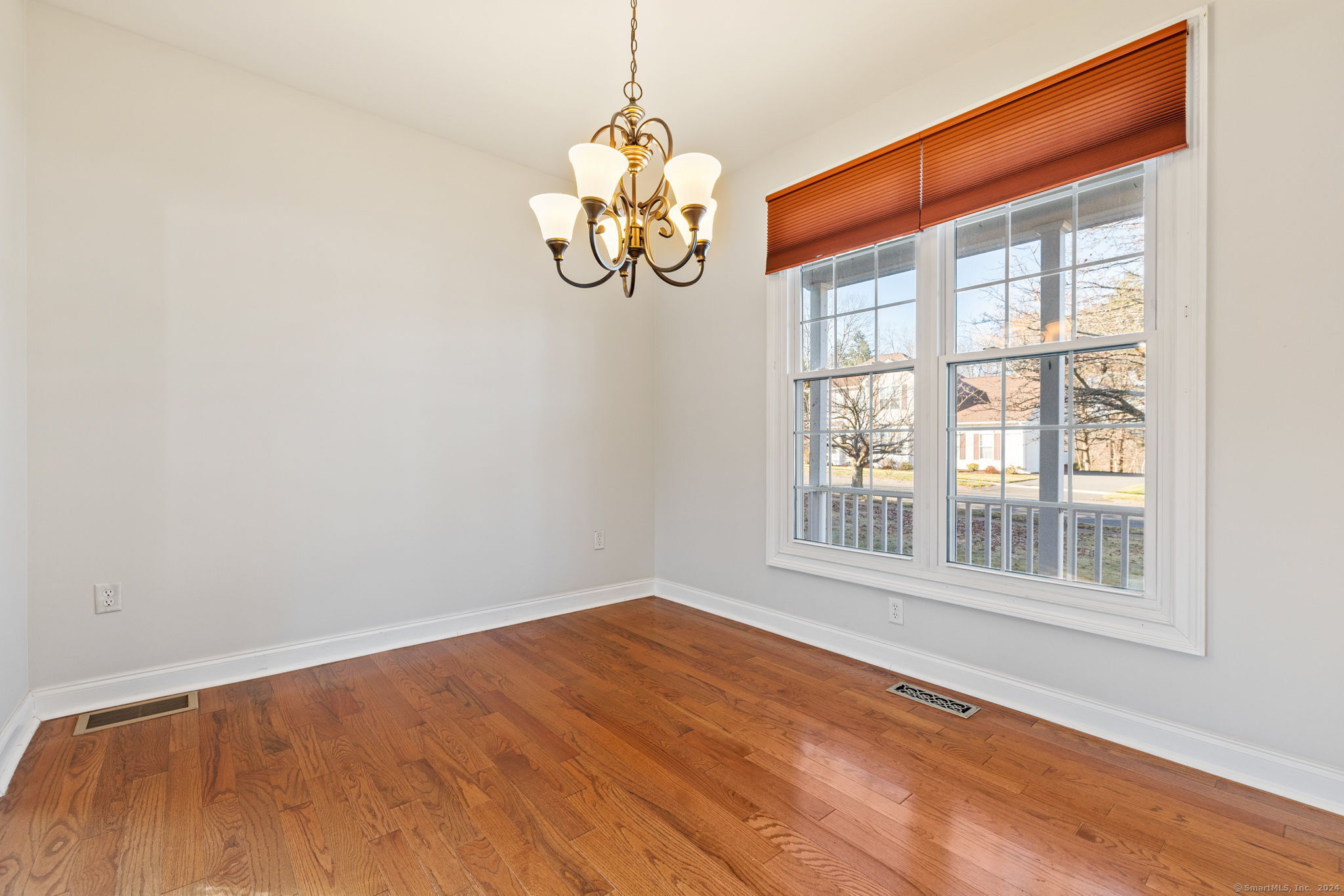 31 Meadow Brook Drive