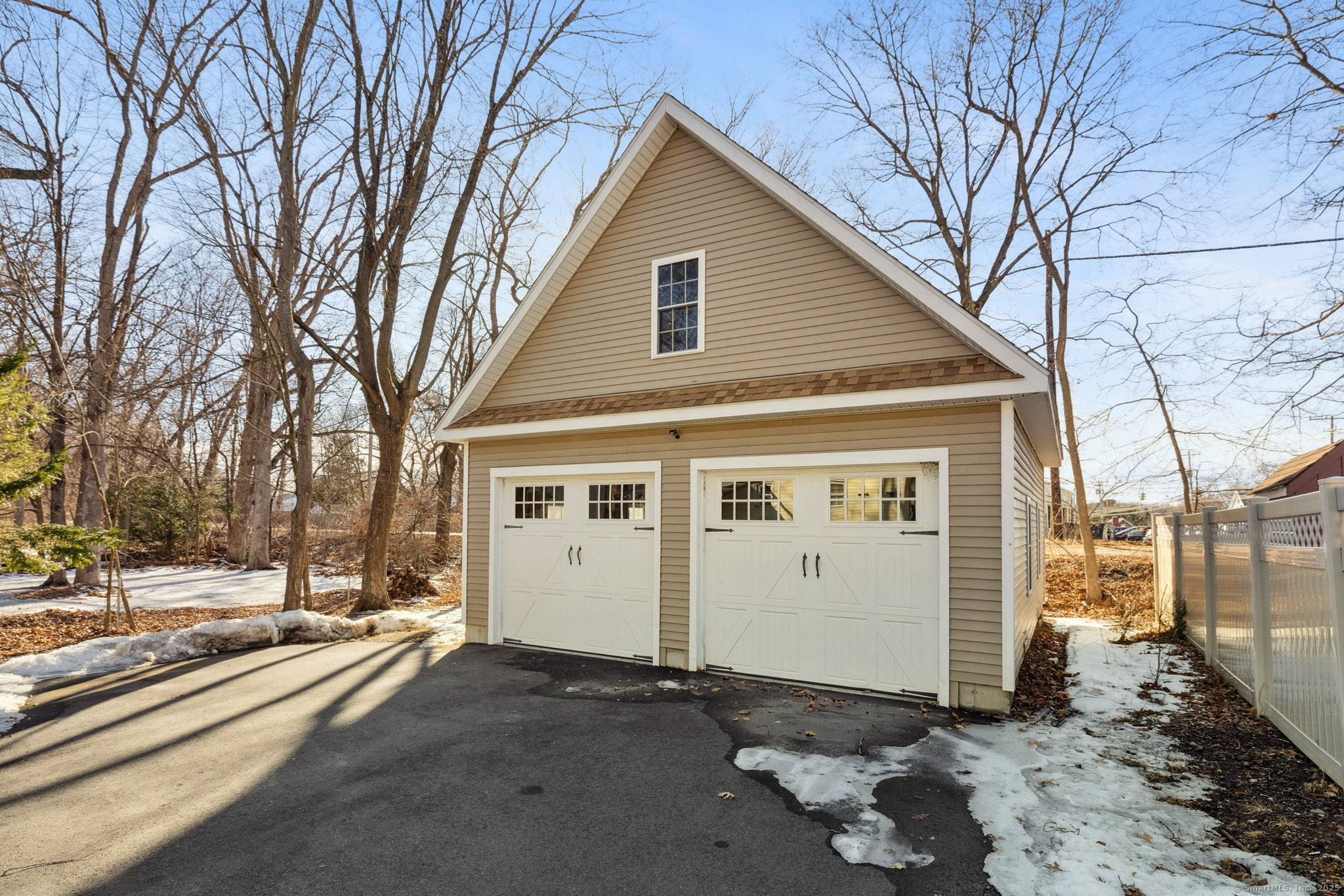 10 South Hawthorne Street