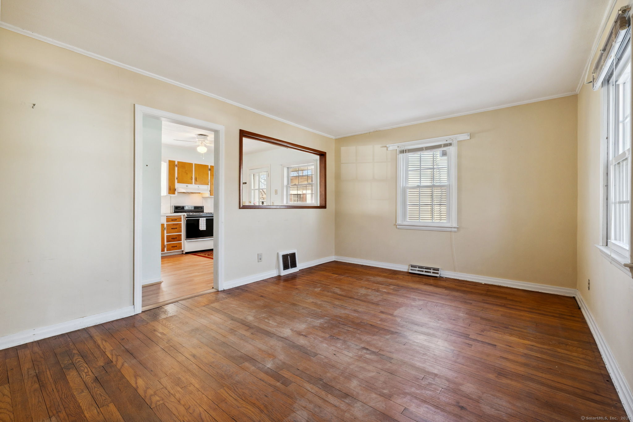 10 South Hawthorne Street