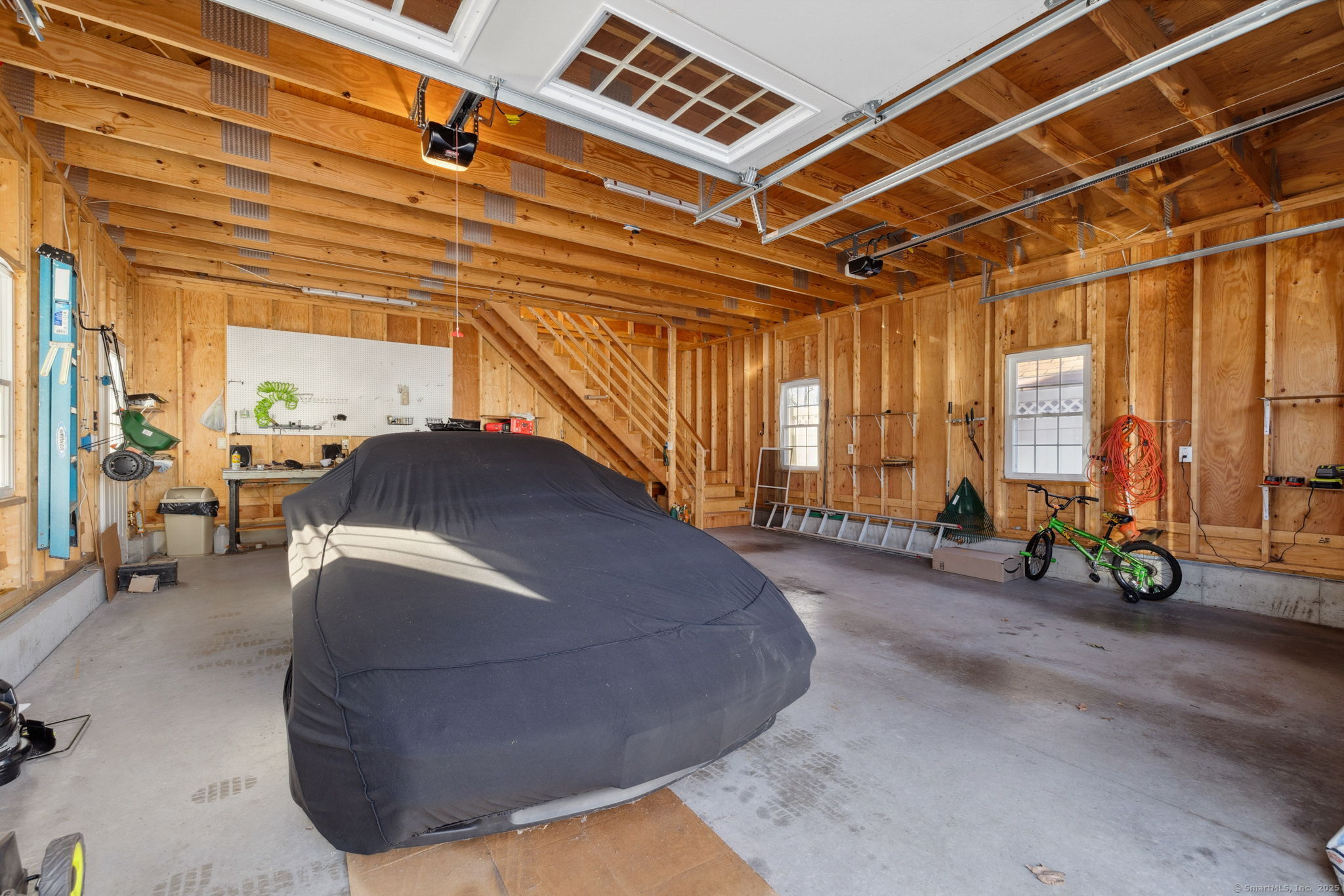 10 South Hawthorne Street
