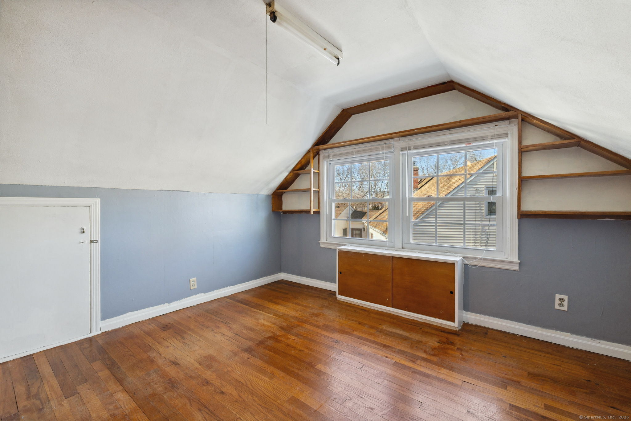 10 South Hawthorne Street