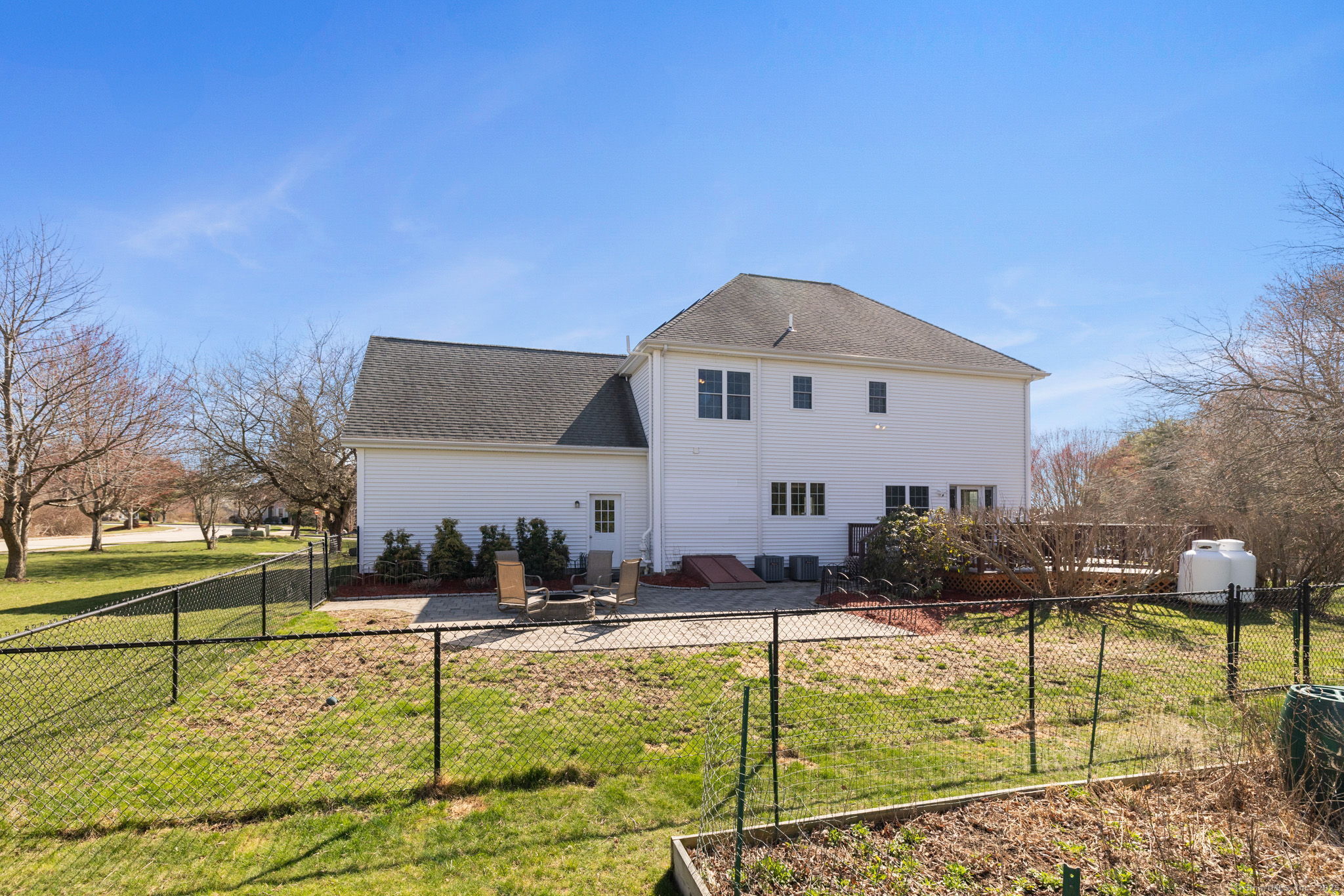 2 Spruce Street