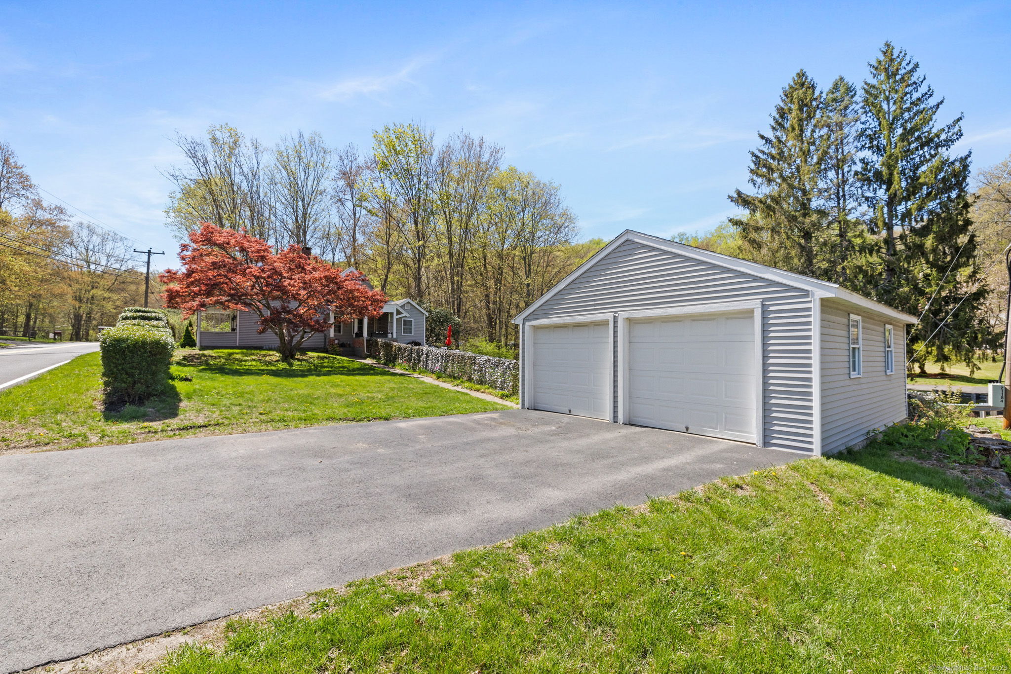 84 Great Hill Road