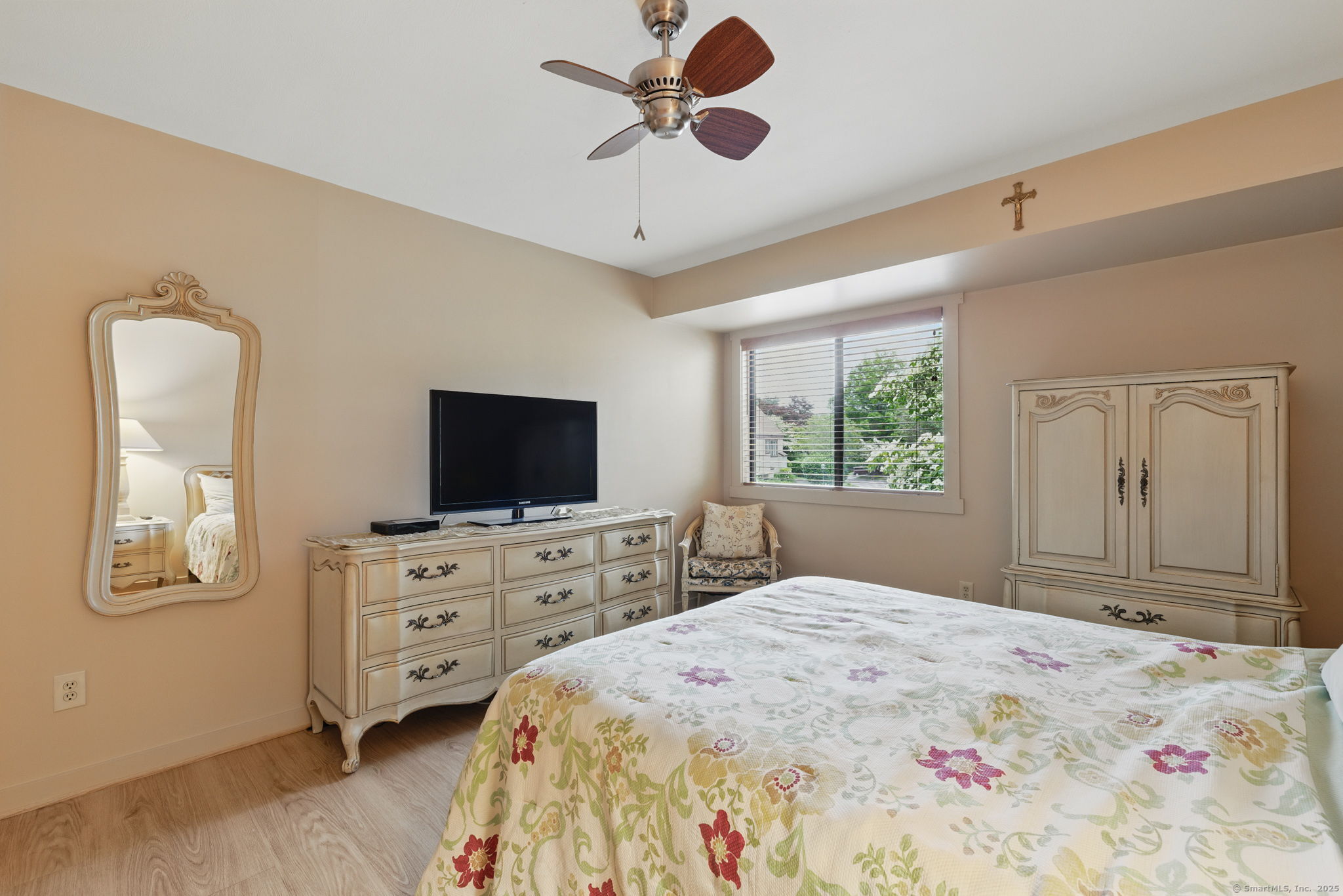 646 Onondaga Lane B
