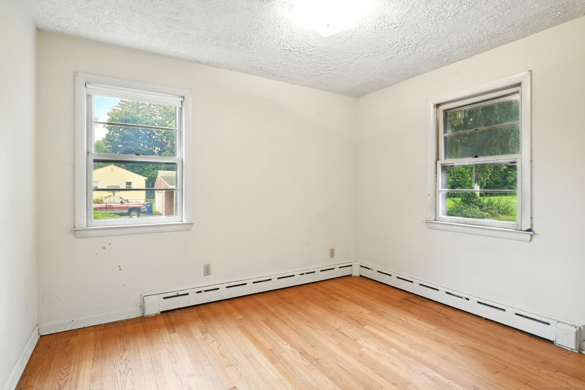 206 Center Road