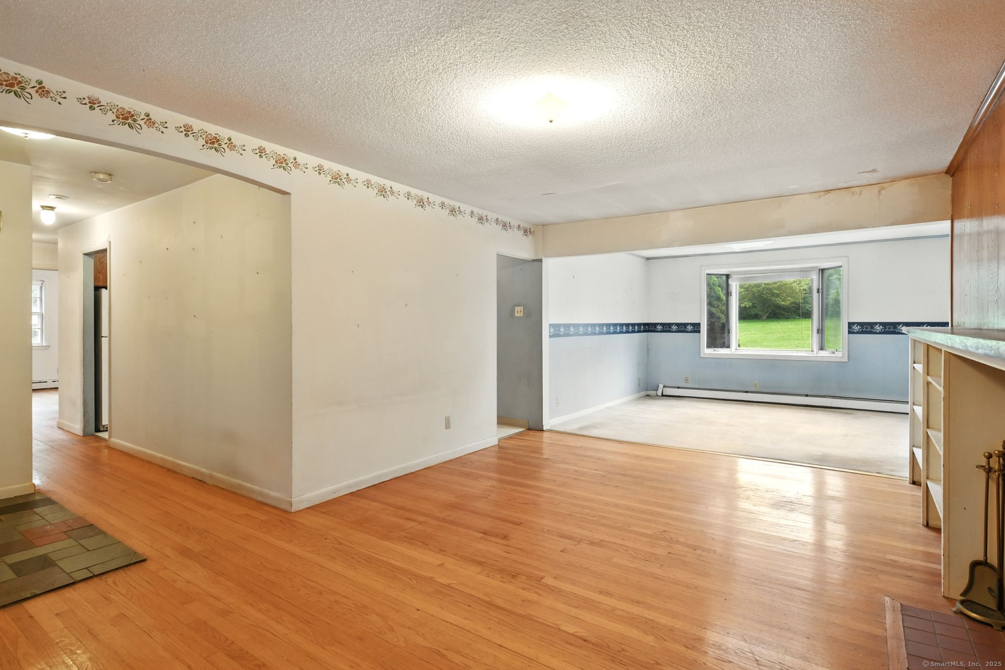 206 Center Road