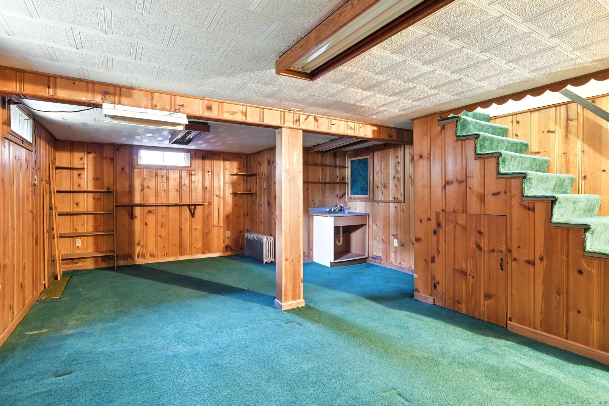 206 Center Road
