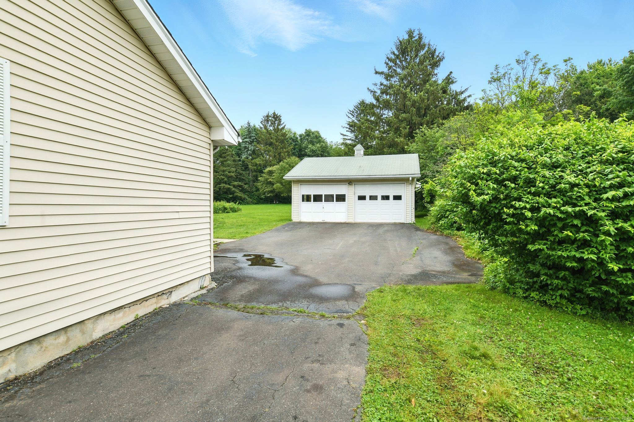 206 Center Road