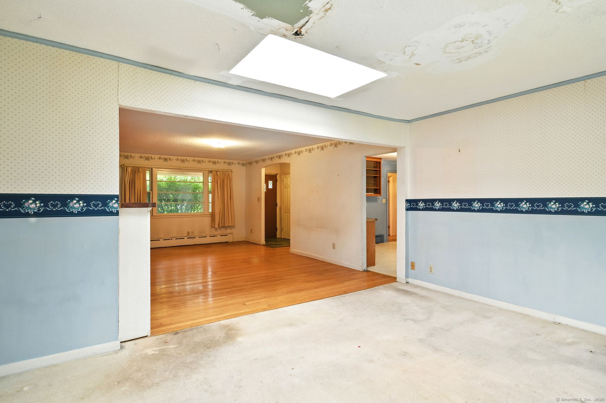 206 Center Road