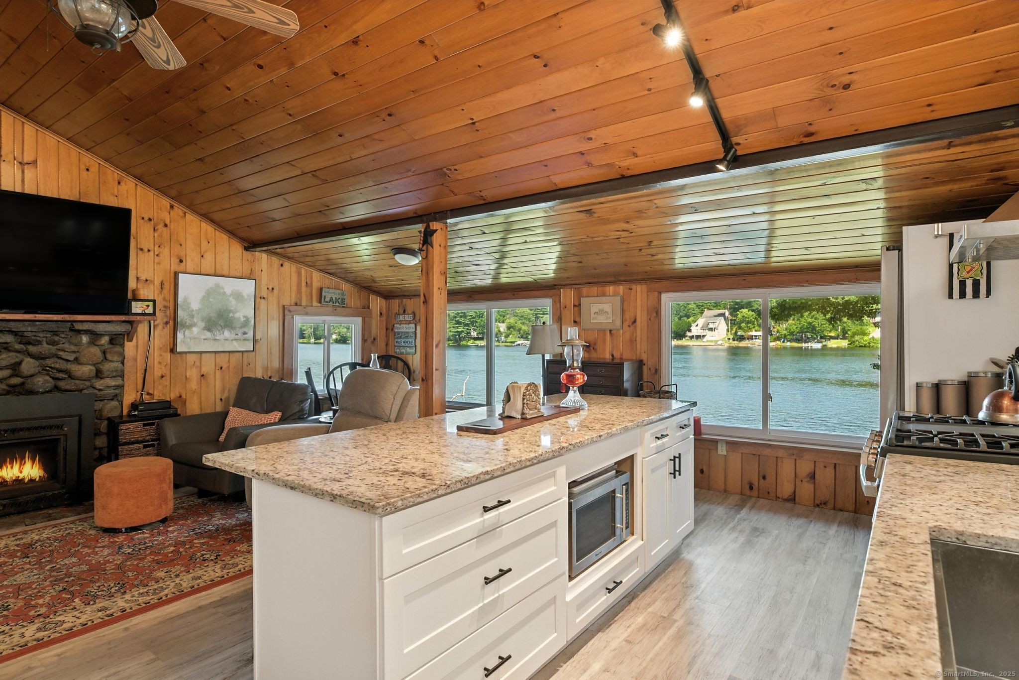 103 Lake Shore Boulevard