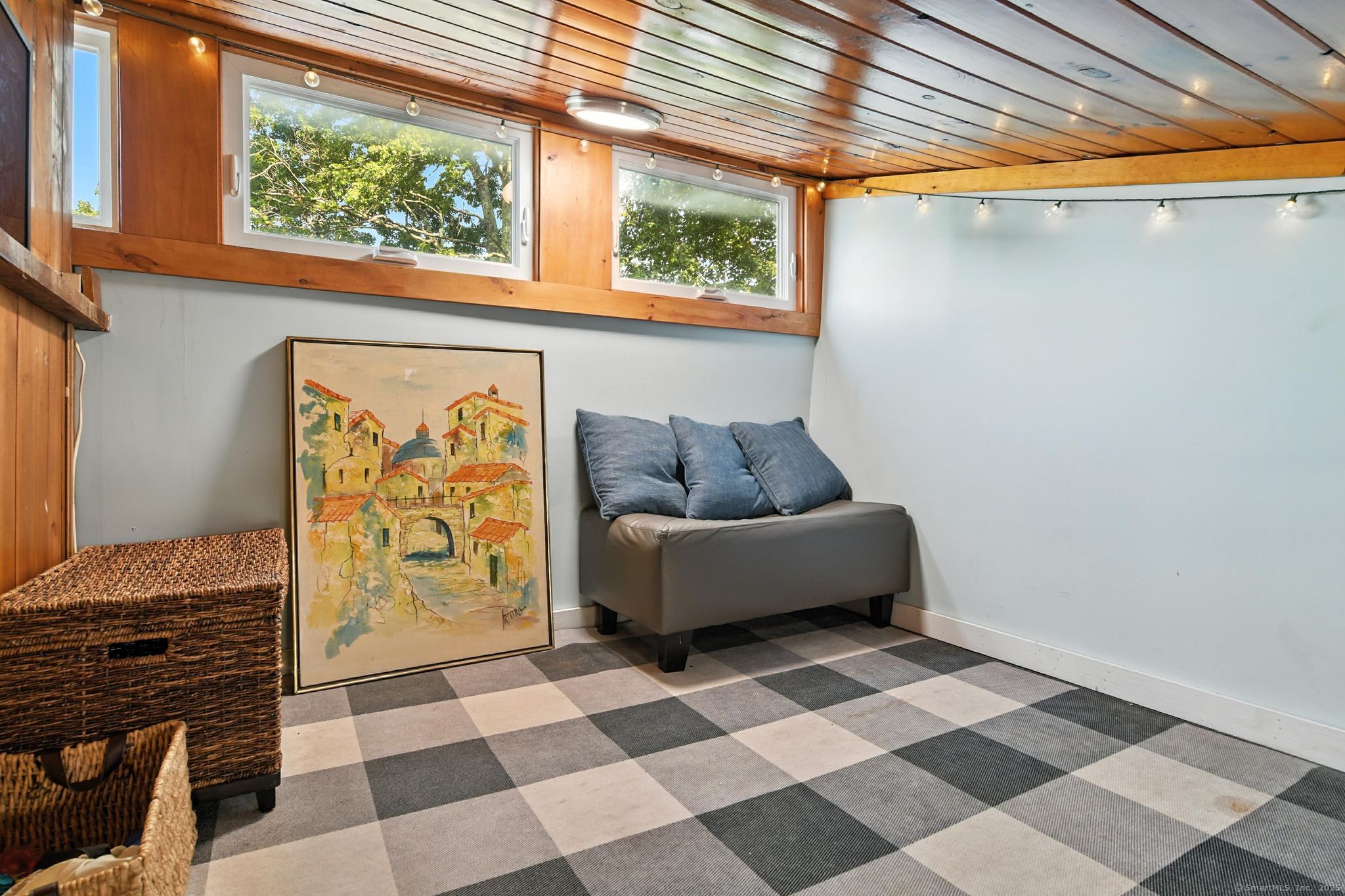103 Lake Shore Boulevard