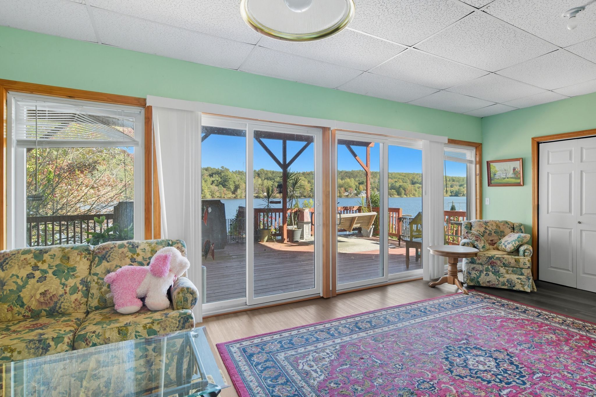 31 Lake Shore Boulevard