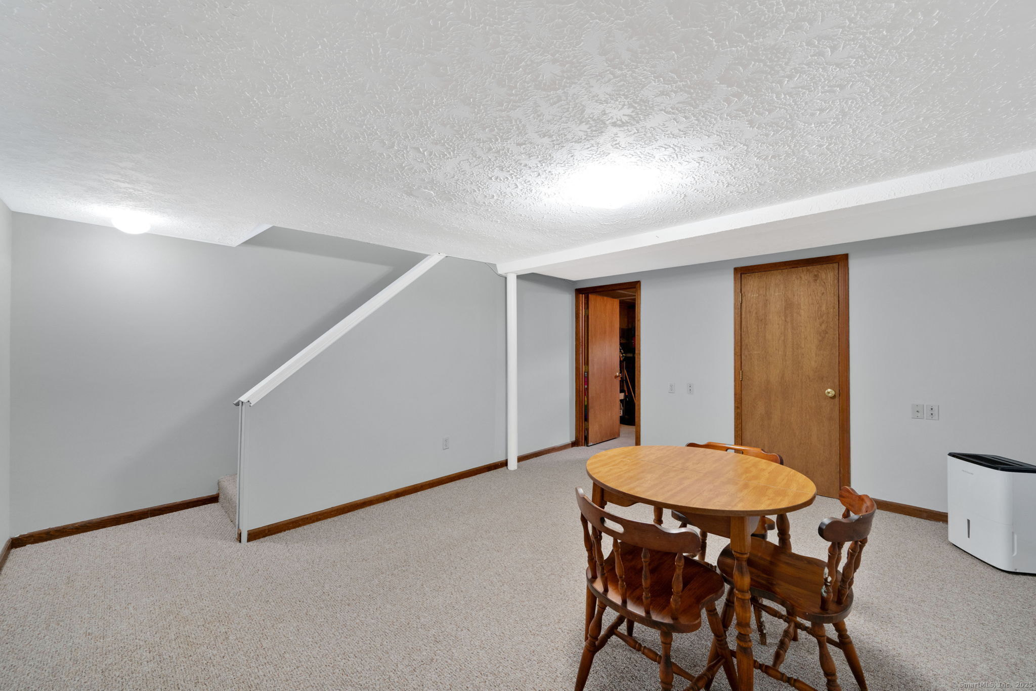 1 Abbott Road 157