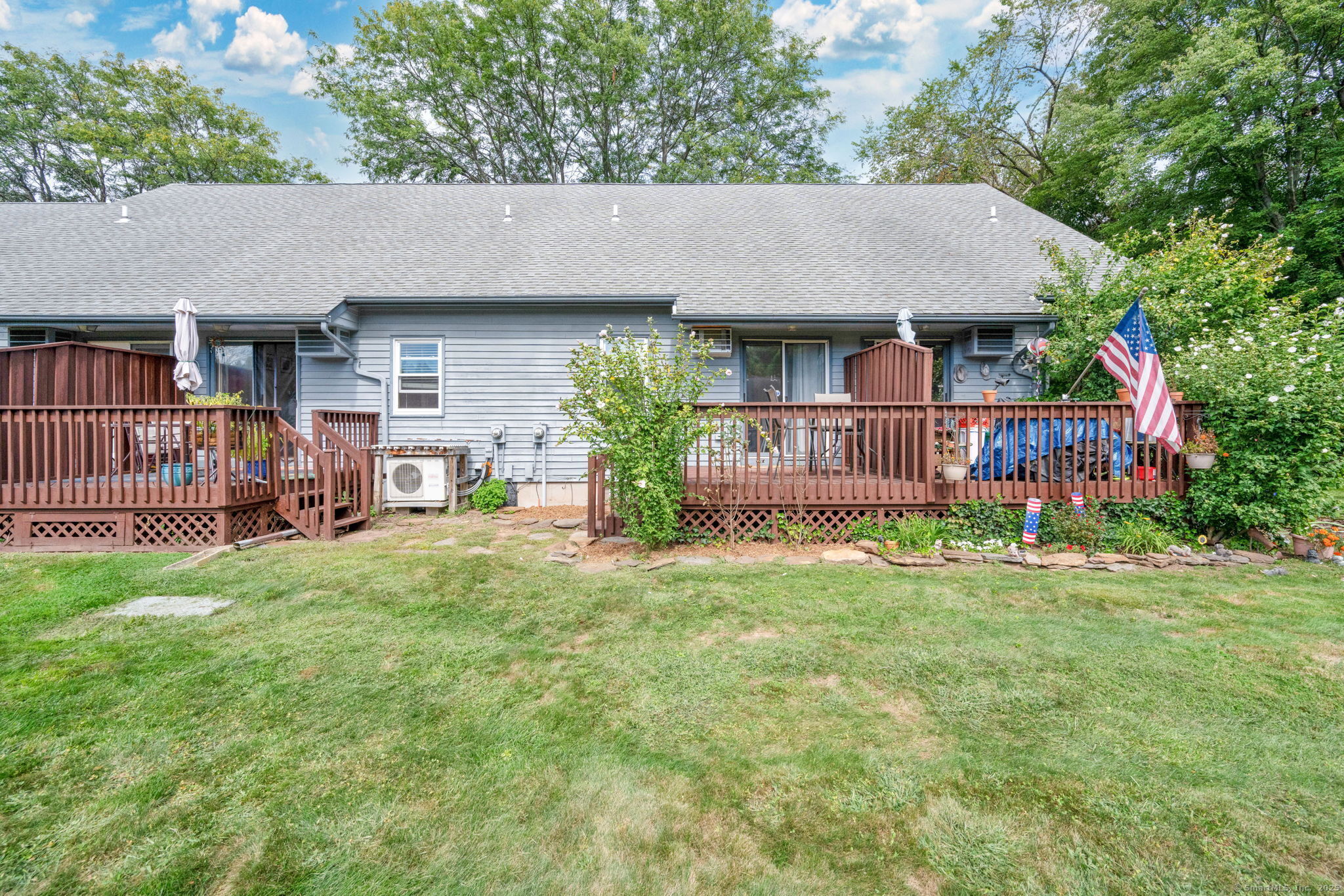 1 Abbott Road 157