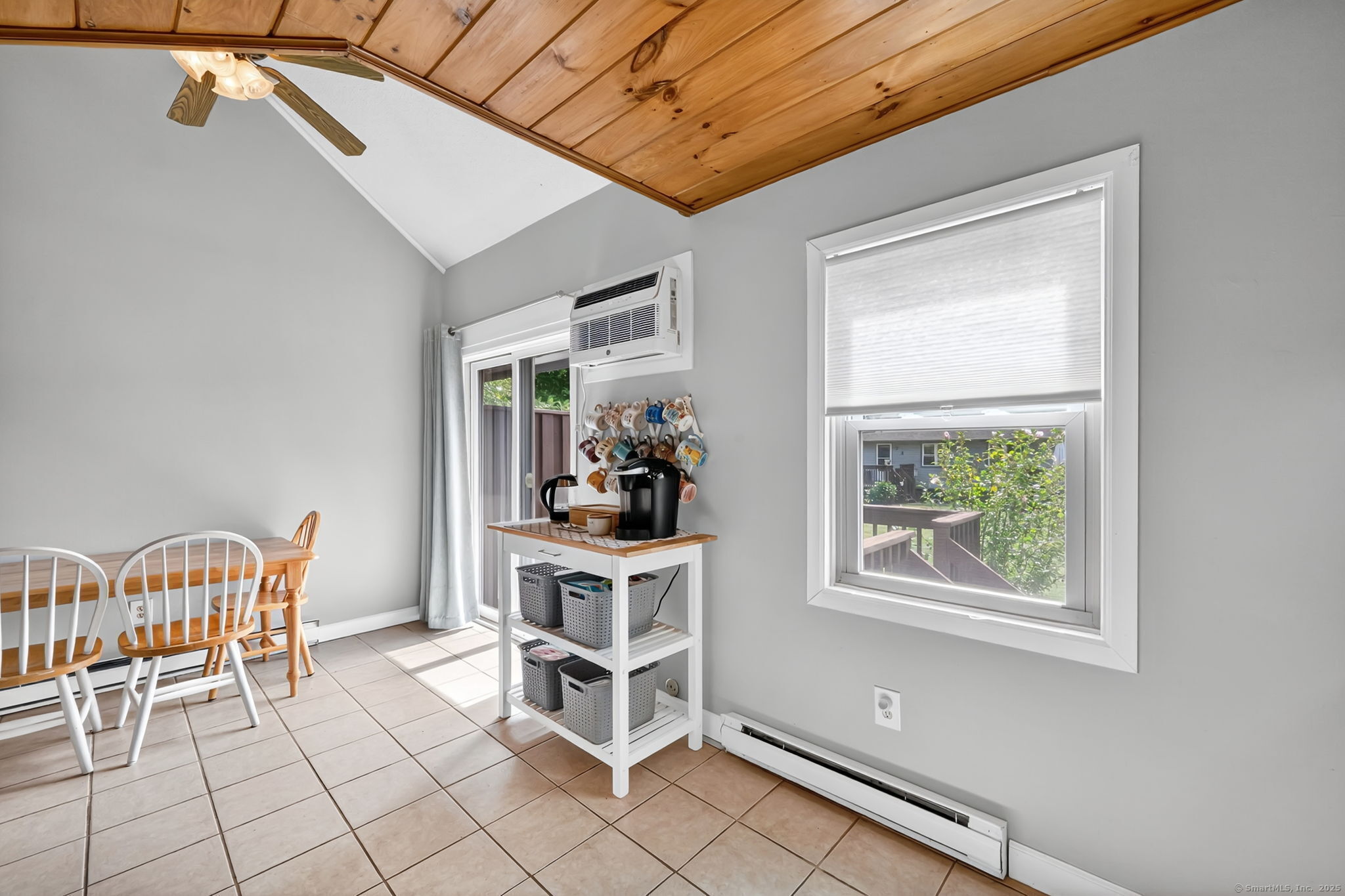 1 Abbott Road 157