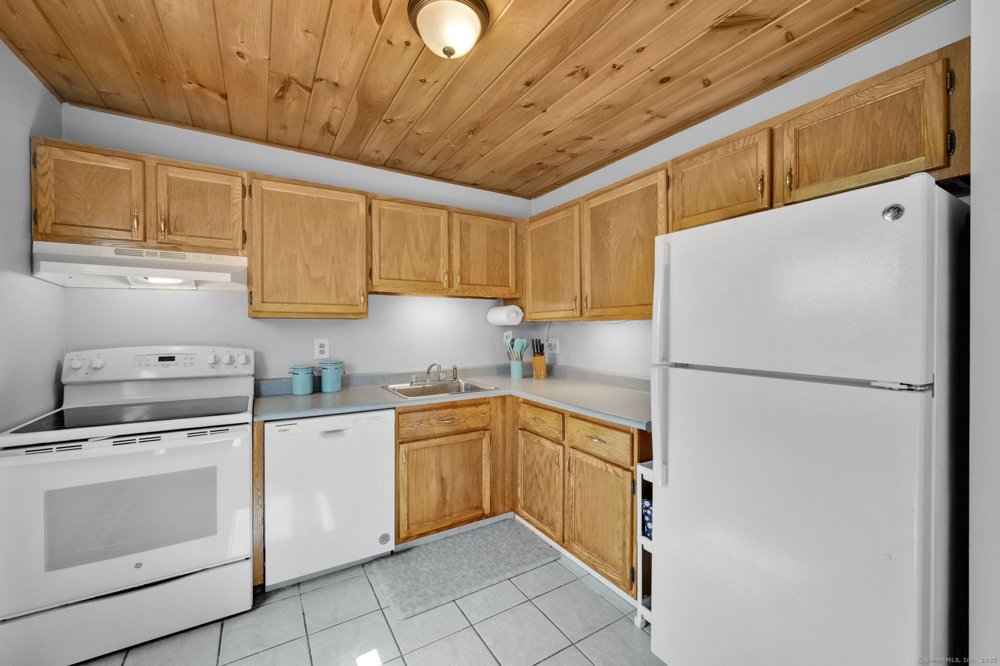 1 Abbott Road 157