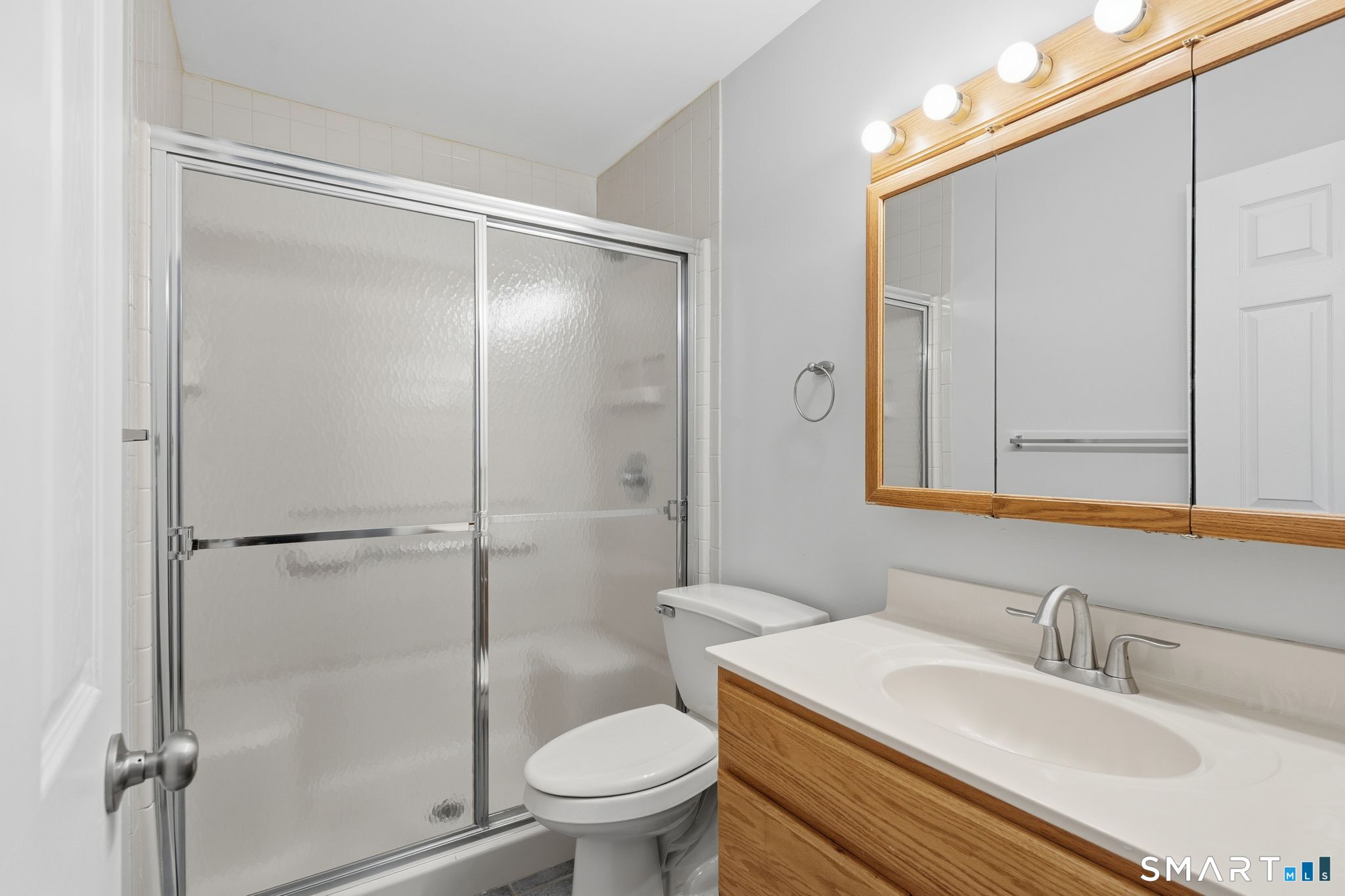 808 Twin Circle Drive 808