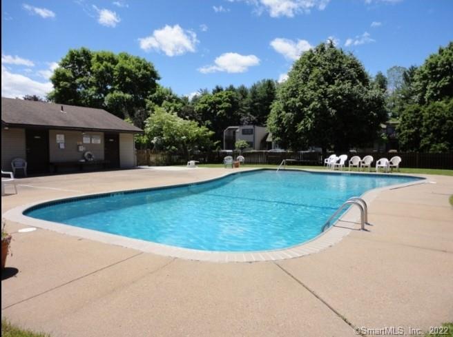 808 Twin Circle Drive 808