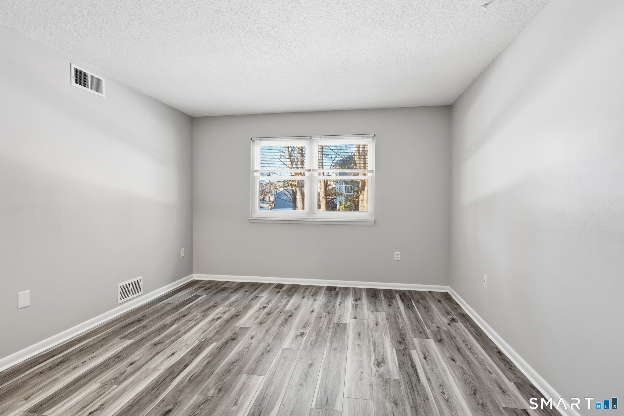 808 Twin Circle Drive 808