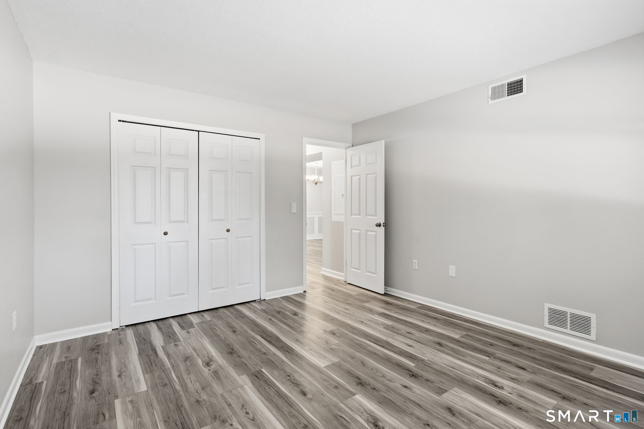 808 Twin Circle Drive 808