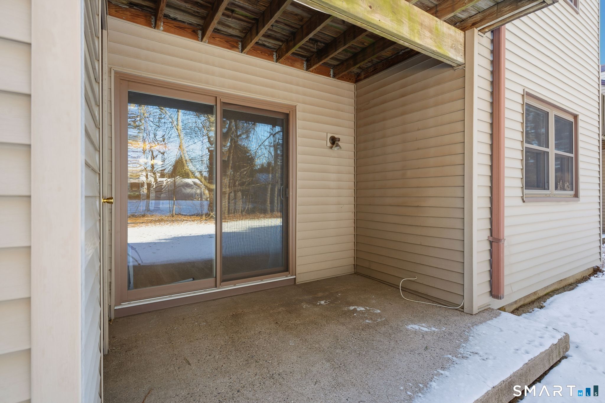 808 Twin Circle Drive 808