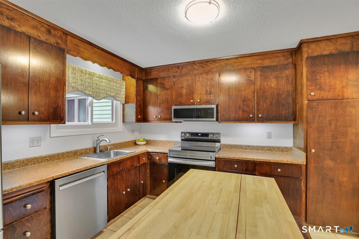 506 Summer Hill Drive 506