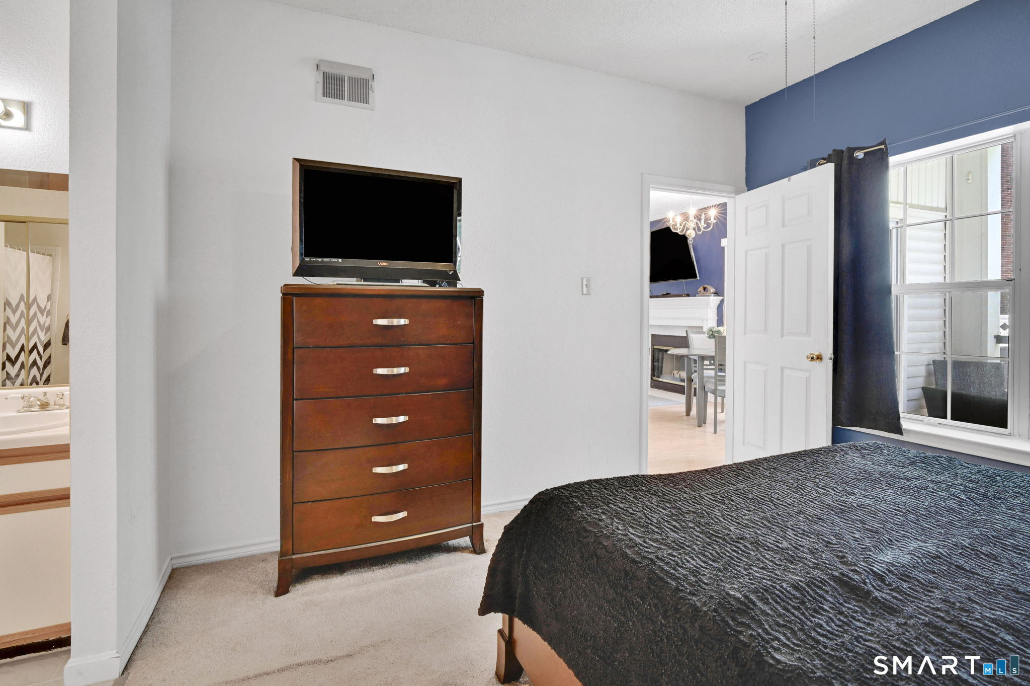 31 High Street Unit: 8104