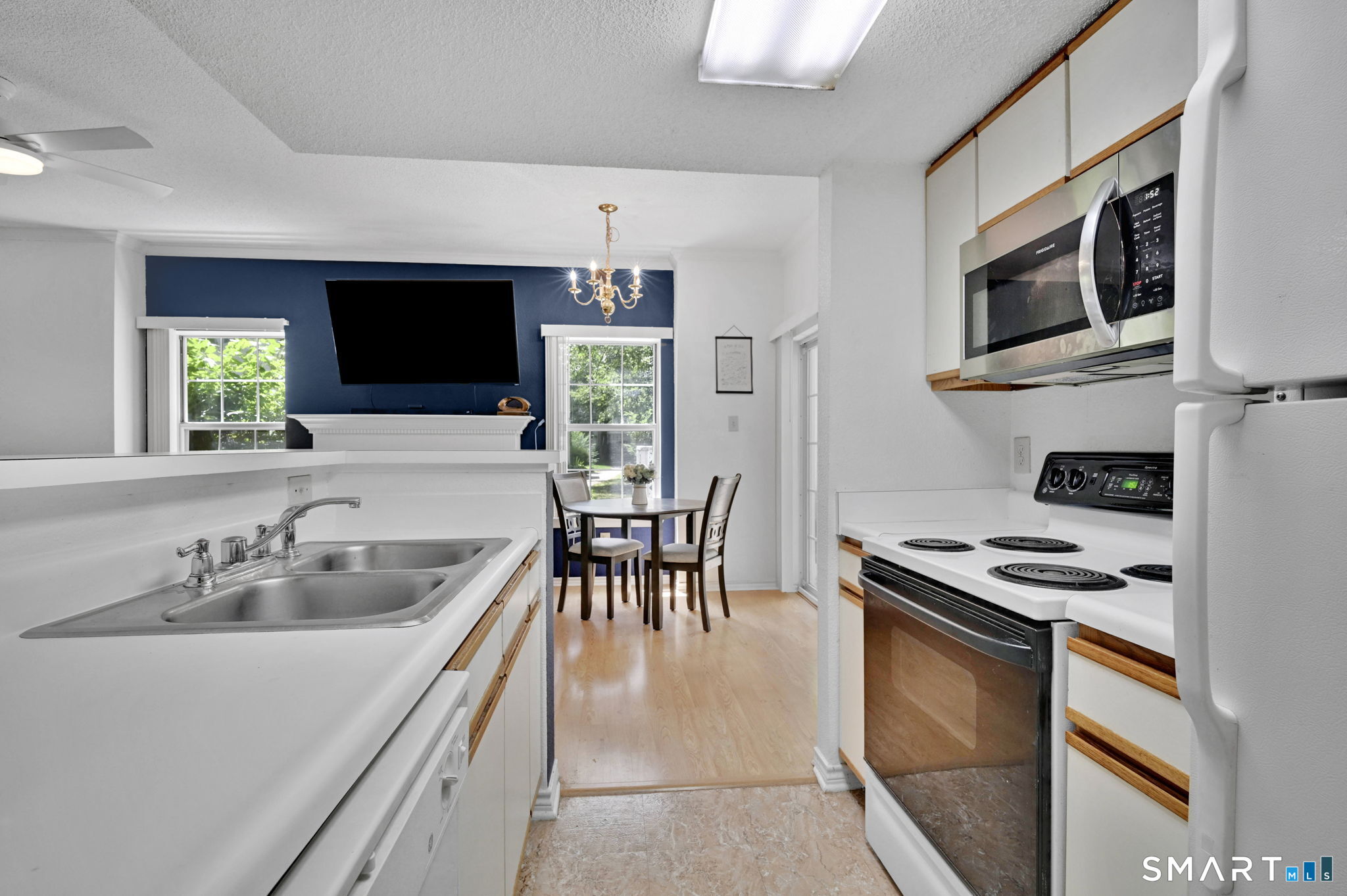 31 High Street Unit: 8104