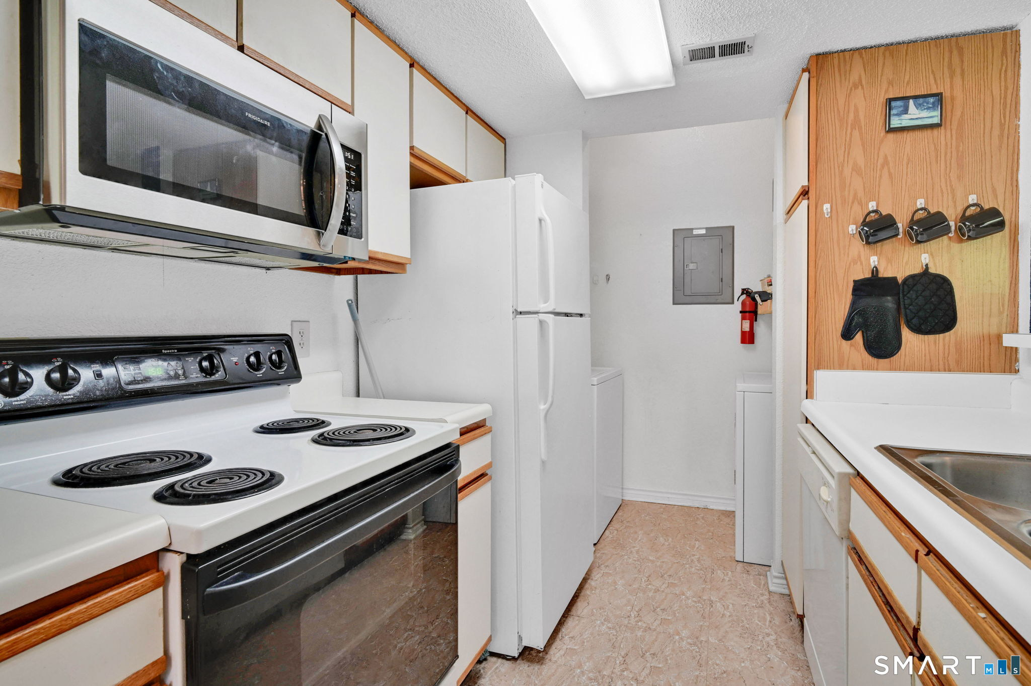 31 High Street Unit: 8104