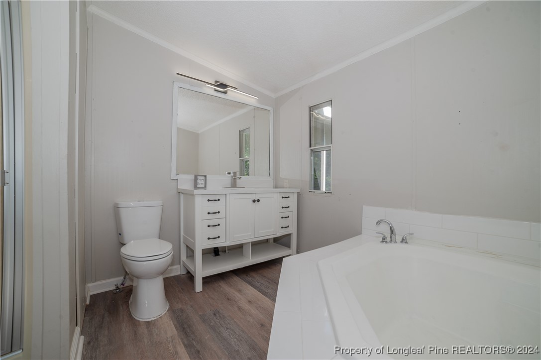 1101 Mackintosh Court