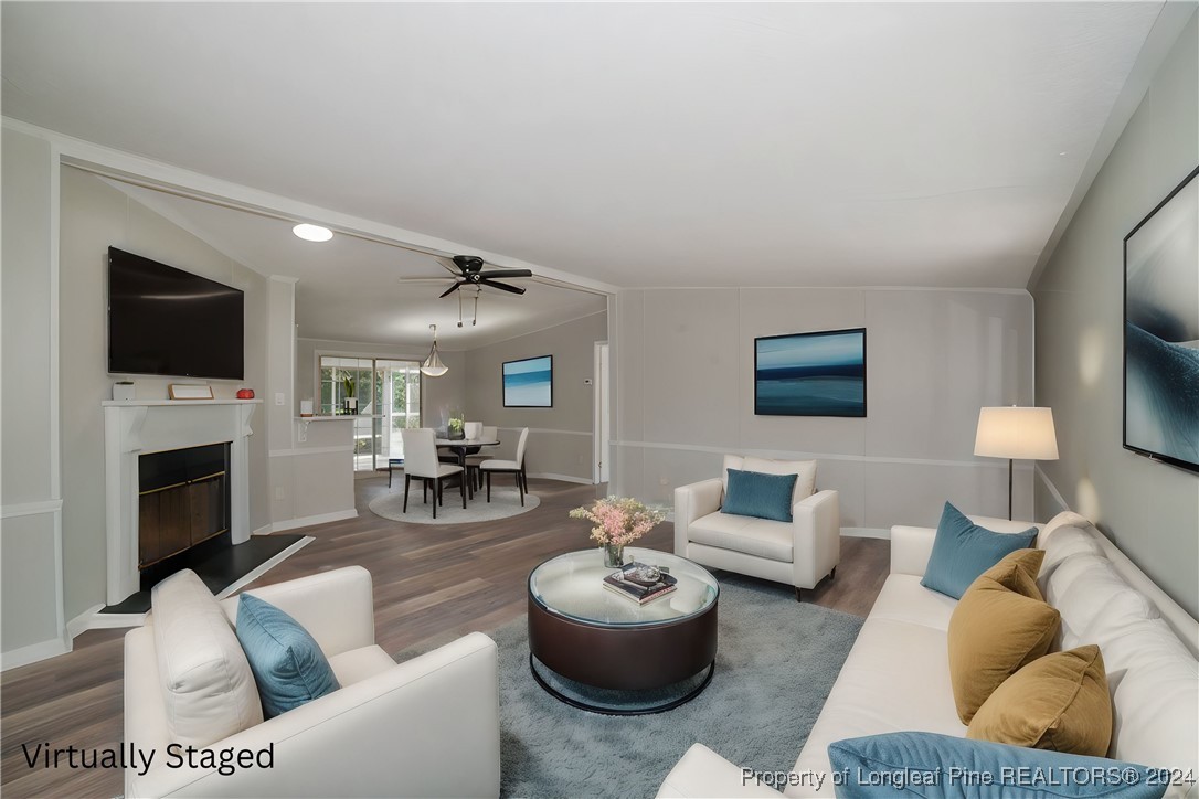 1101 Mackintosh Court