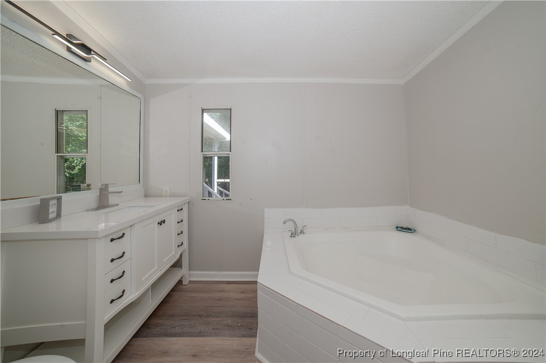 1101 Mackintosh Court