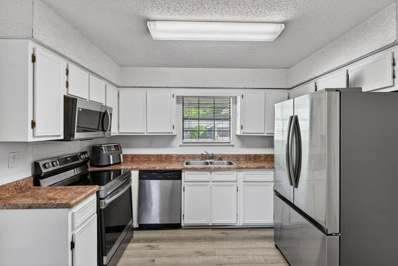 121 Campbell Avenue